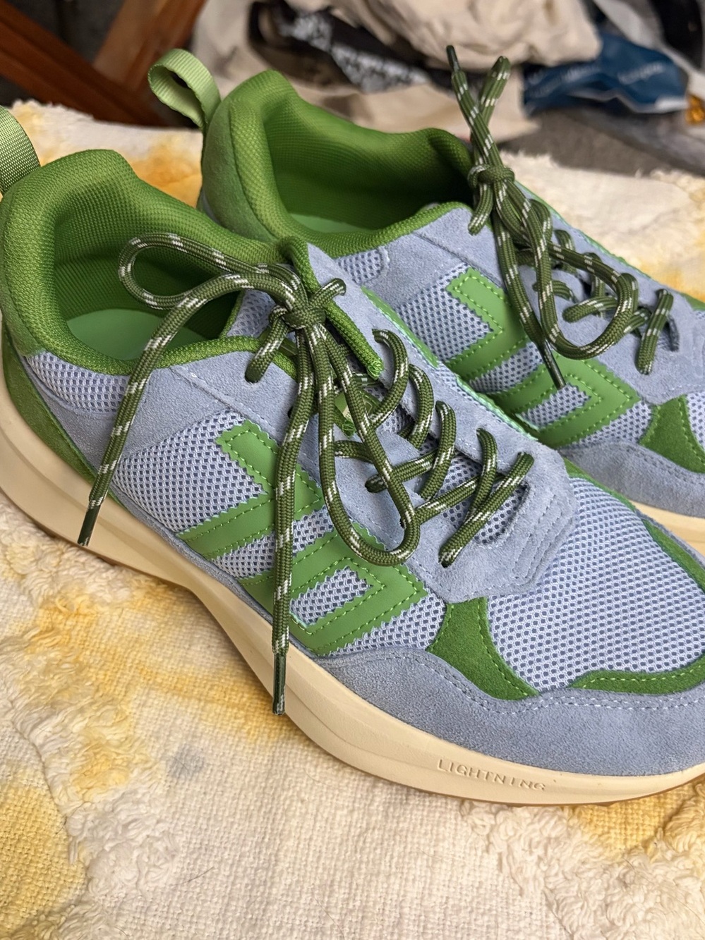 Back 70s LIGHTNING in SKY LIGHT GREEN size 39